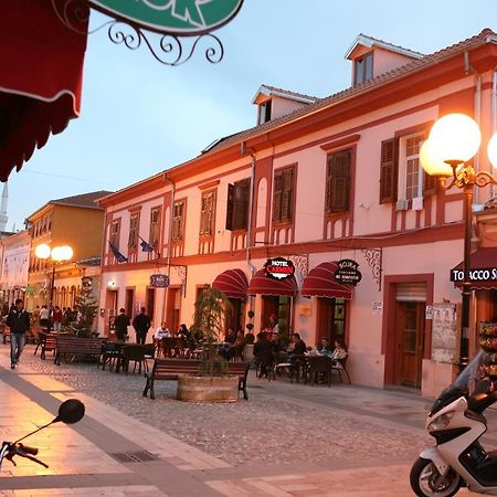 Hotel Carmen Shkodra Kültér fotó