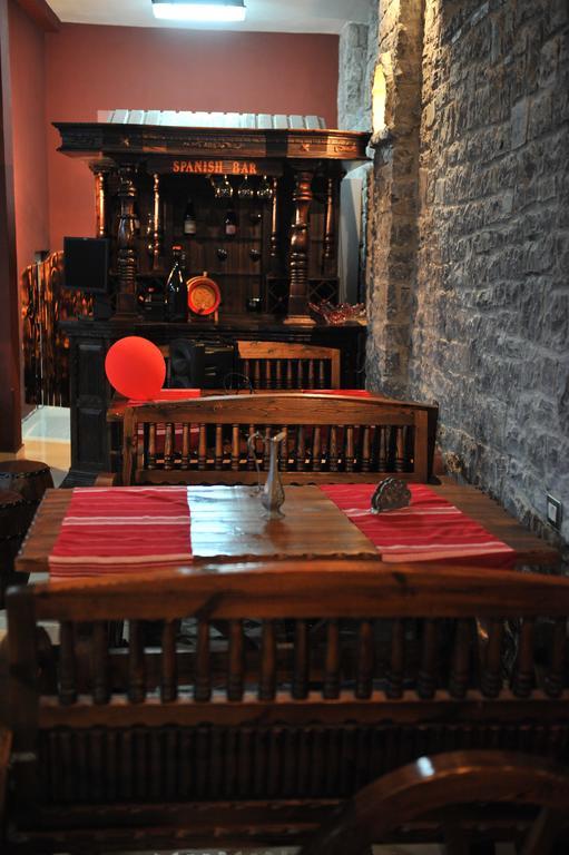 Hotel Carmen Shkodra Kültér fotó