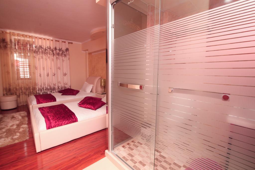 Hotel Carmen Shkodra Szoba fotó